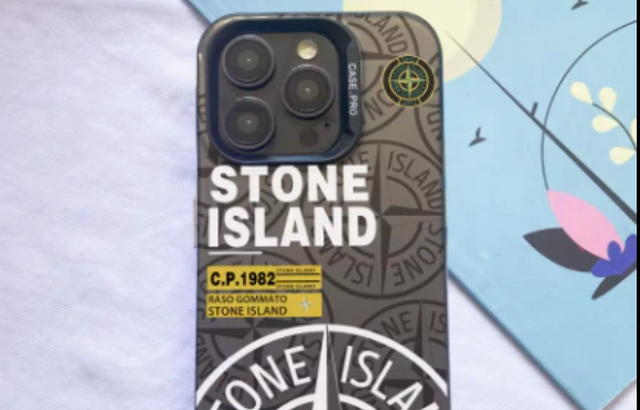 TheCaseIsland Fête sa 20ème Commande à Saint-Paul : Un Merci Chaleureux à Nos Clients Réunionnais !